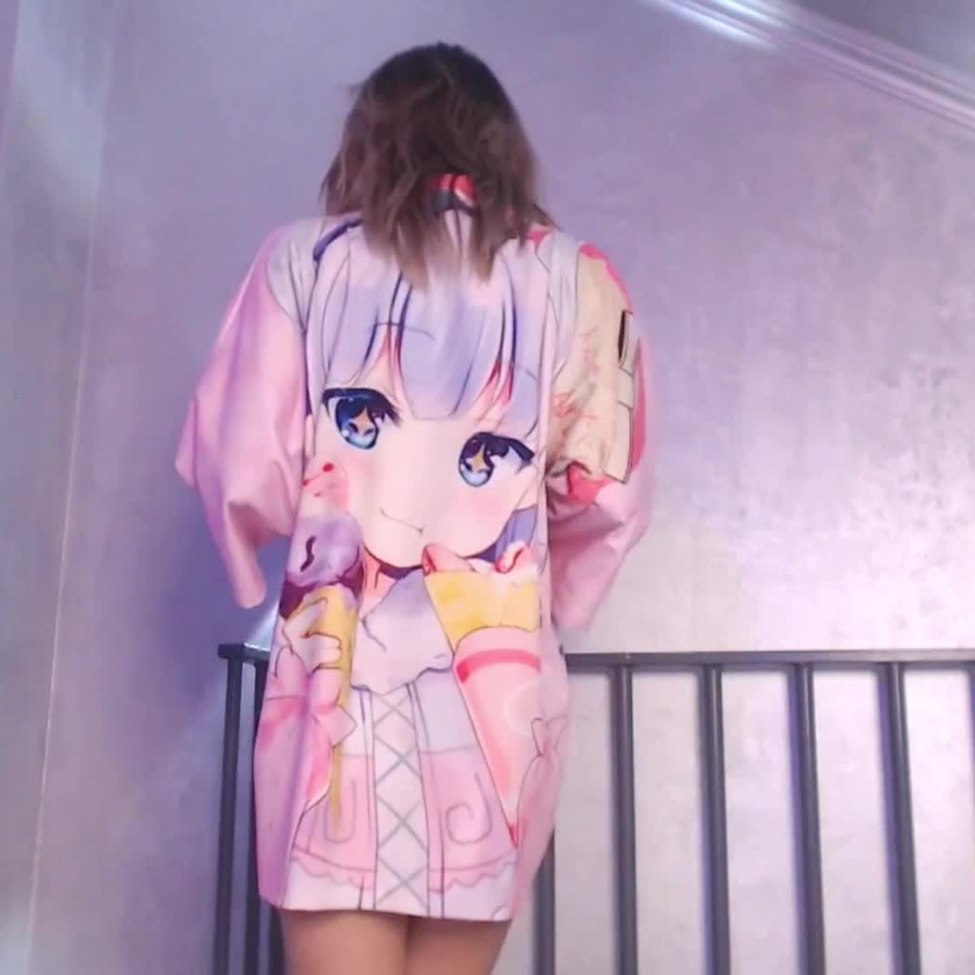 She is So Sexy