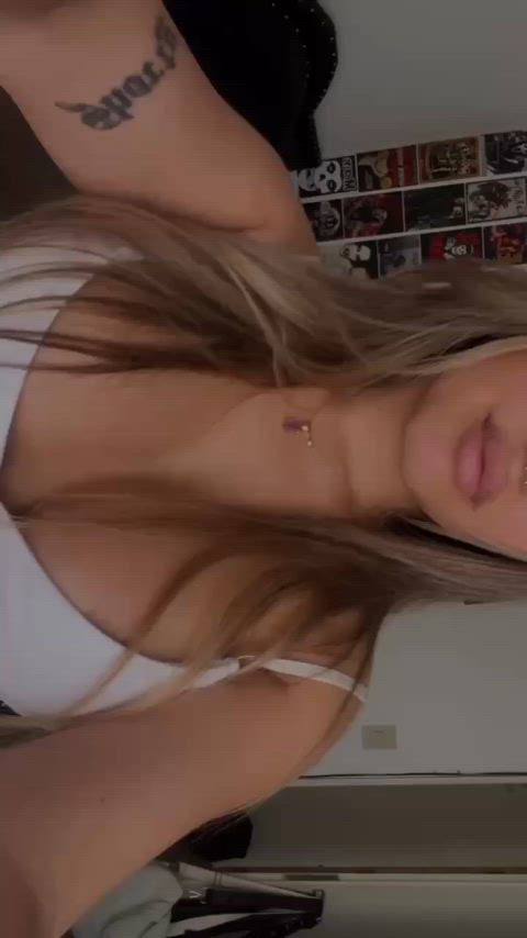 19F. I am that girl with small boobs but big attitude, even bigger appetite for getting railed :))