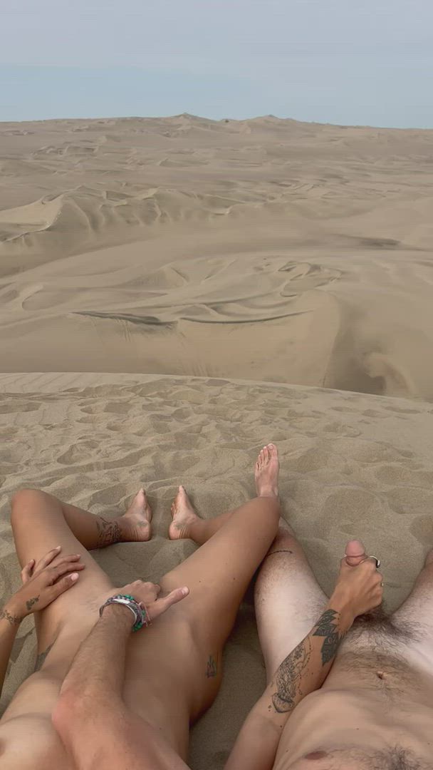 Never a bad time to masturbate together 😋