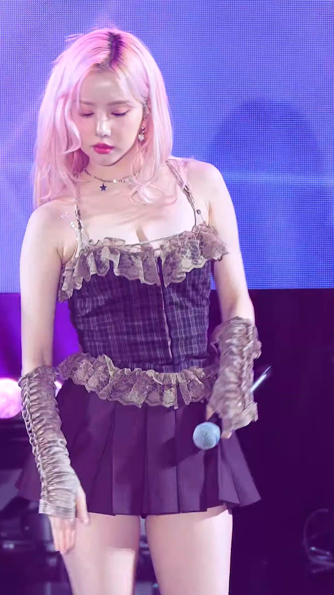 Eunha | VIVIZ