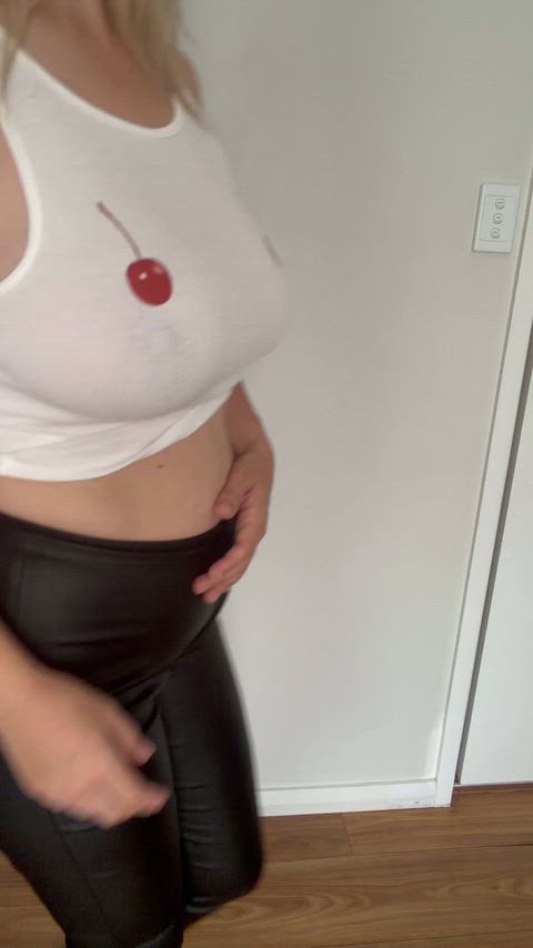 Big Nipples Big Tits Nipples Porn GIF by thefunmilf