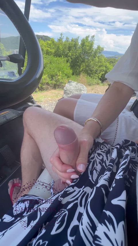 Golf doesn't need to be boring when I tag along