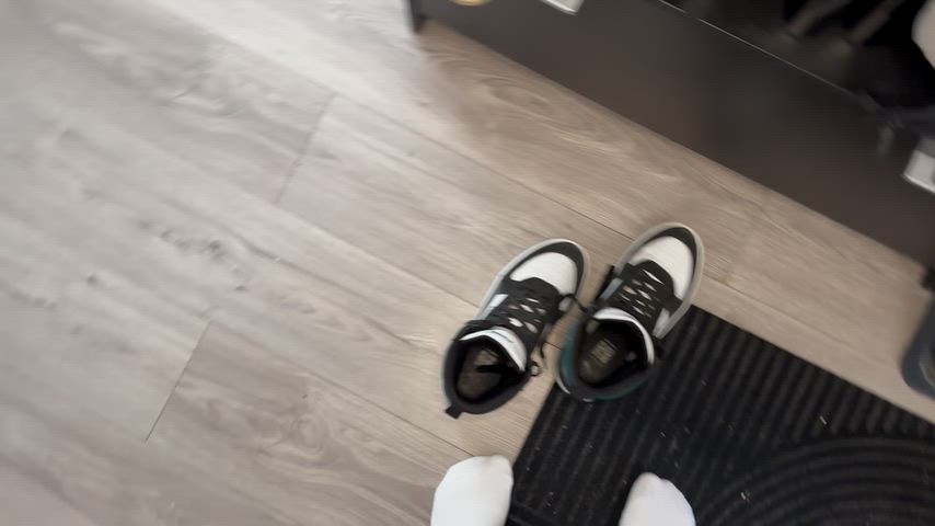 https://www.clips4sale.com/studio/246489/hotwifetrixy thumbnail