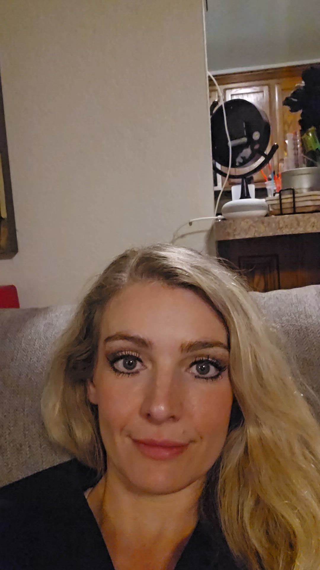 After being locked in a sports bra all day for work, this is the best feeling in the world 