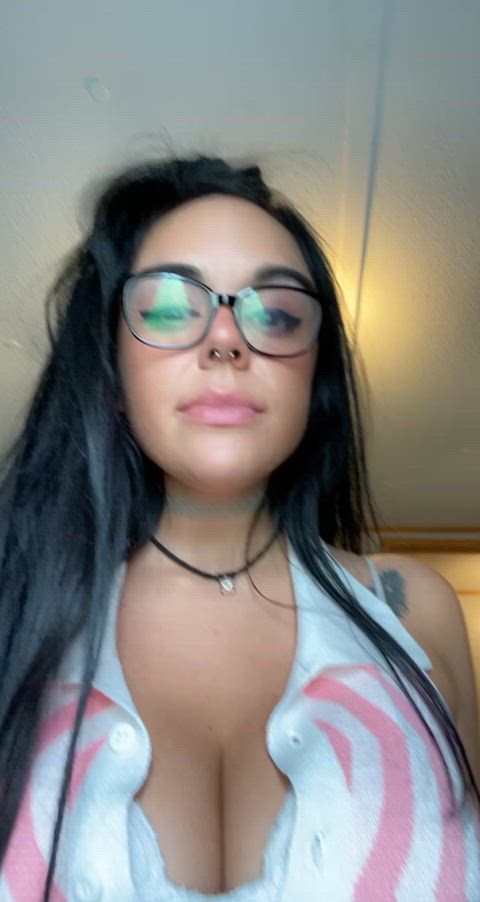 do u like my cute shirt