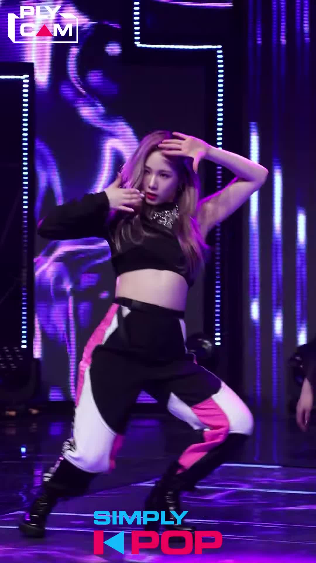 Everglow - Mia