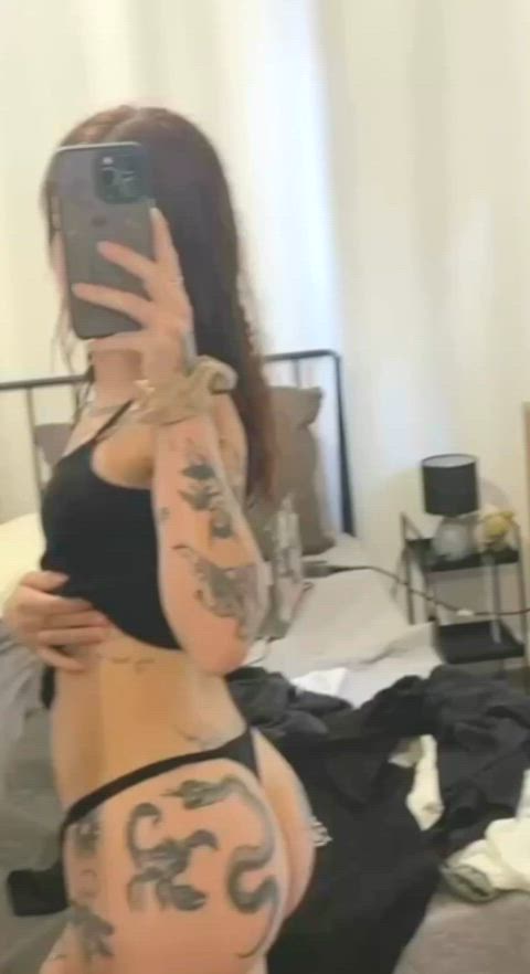 Love showing my ass cheeks ☺️