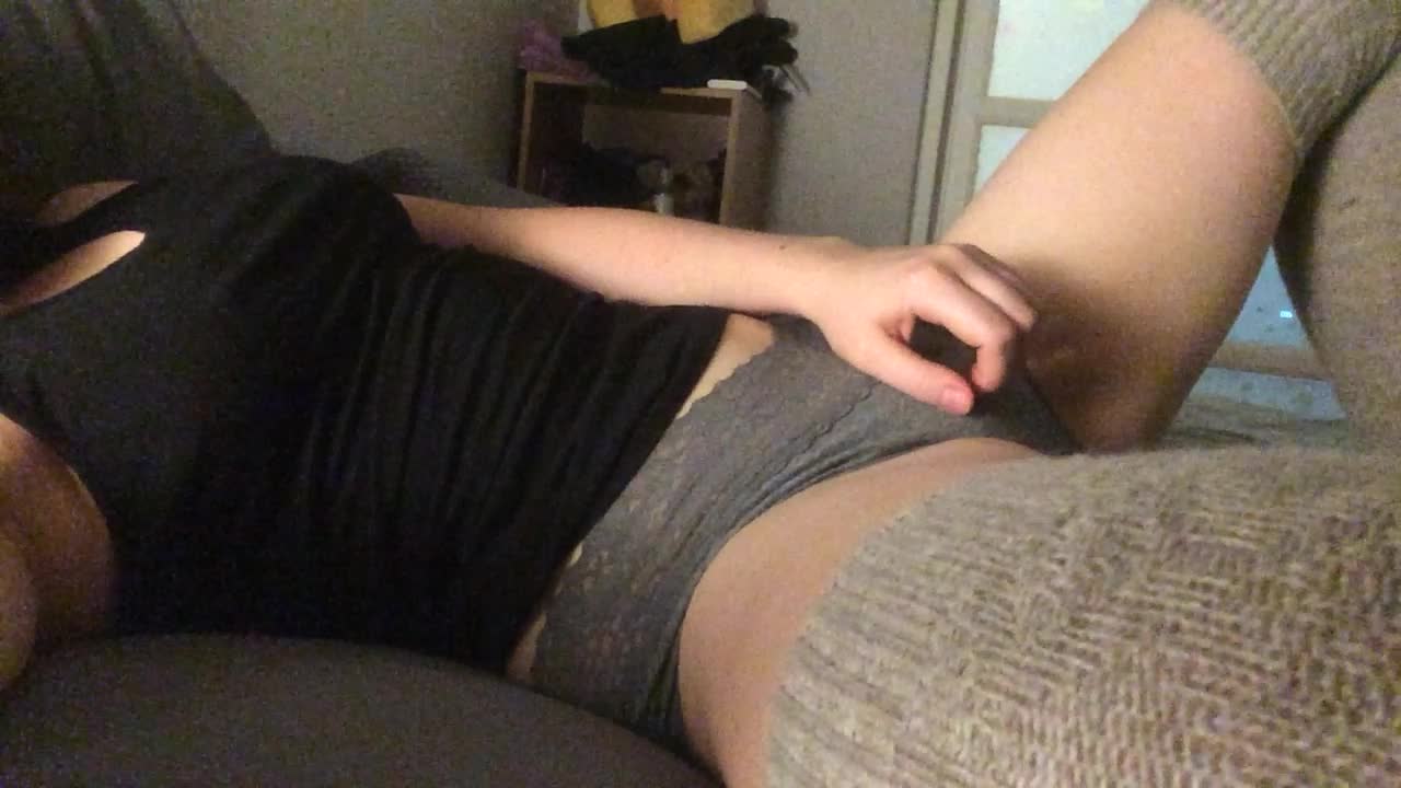 underwear + fingernails = my kryptonite