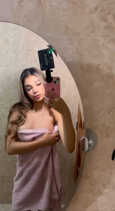 ill never get tired of showing you my small body