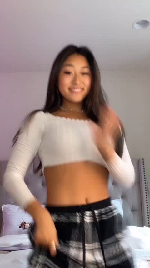 paigetaylor.s one of the best tiktok asians