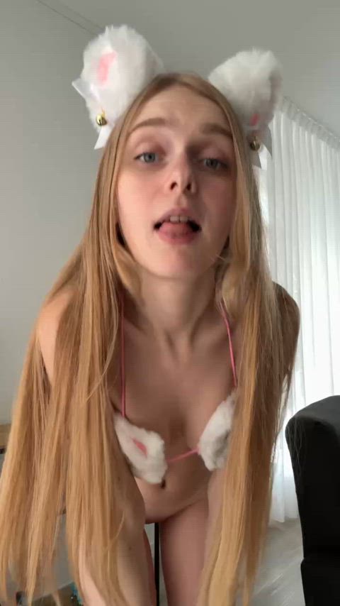 do the cat ears stay on during sex?