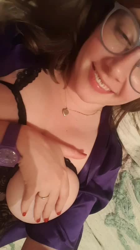 Join my premium tonight if you have a fart fetish! You won't regret it ;). Lifetime Snap is 50% off right now! Add my free snap: Alisia_janexo