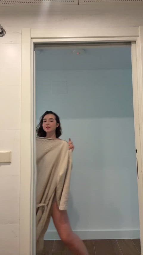 I hope you like my juicy body