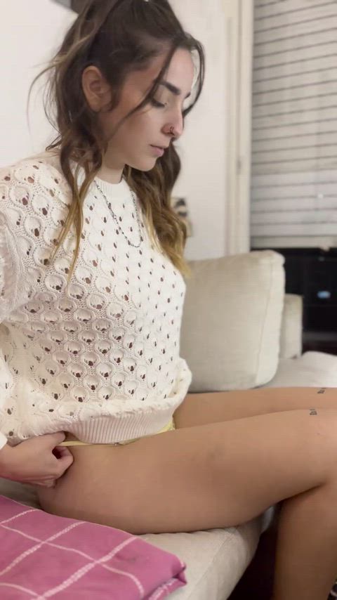 Do you like Mexicanas with small titties like me too?