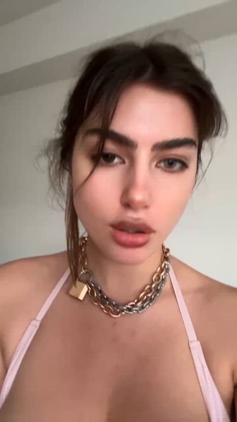 My ex boyfriend never let me fck him on top bcs he didn’t like my tits, what do u think?