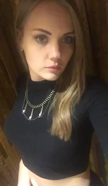 👀💕💕