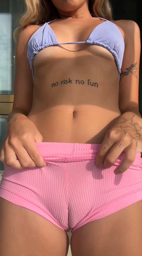 Would you lick my cameltoe on a first date?