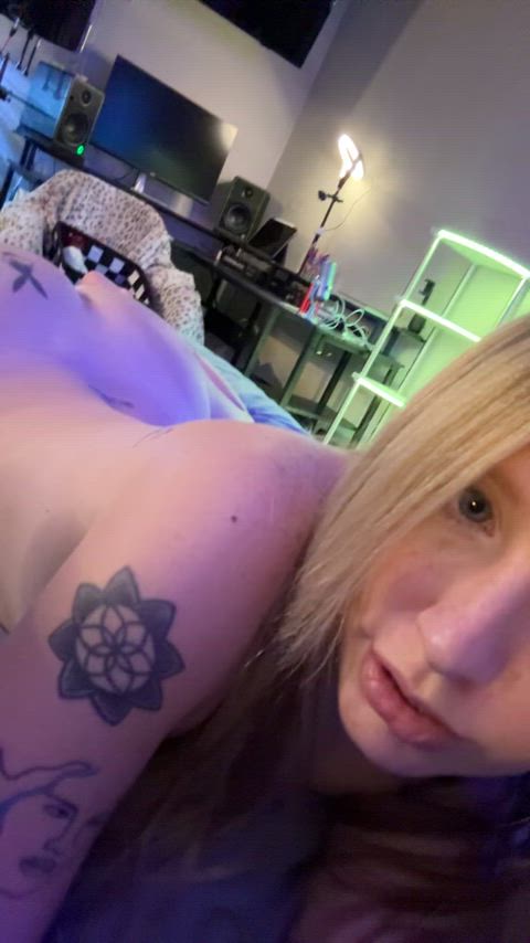 what would you reply to my question Mr married man or should I say daddy f19