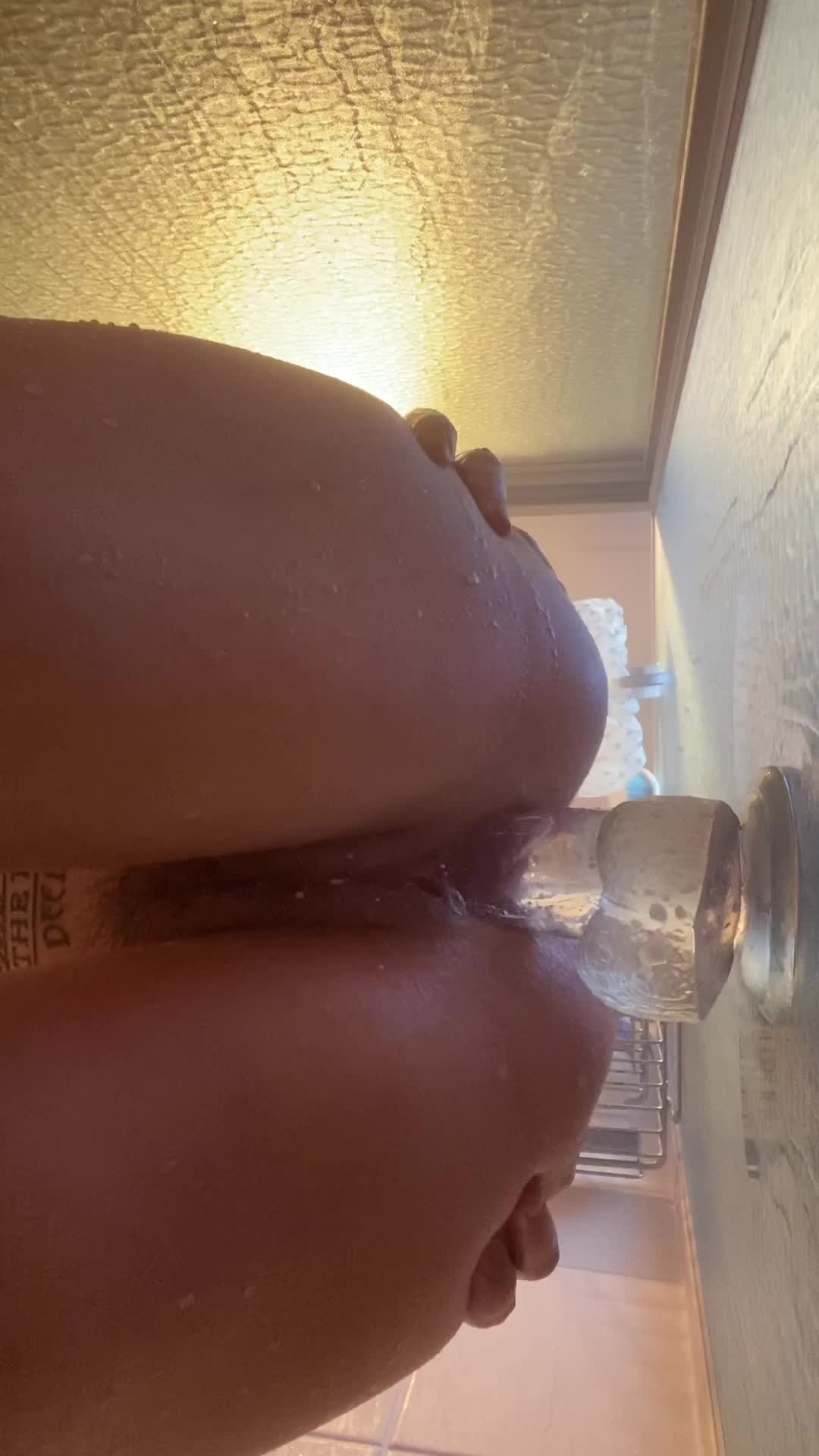 fucking my tight little creamy 18yr old pussy in the shower 💙💦💙