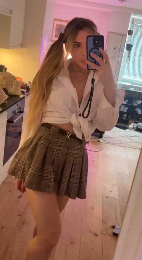 i have a folder of nudes ready to send to redditors with heart below