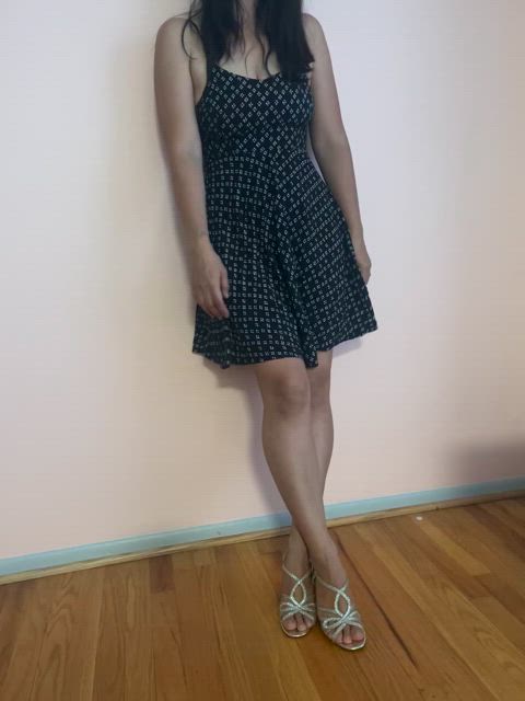 Drop to your knees and serve mommy