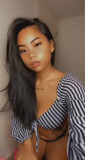 Am I good enough to be your Girlfriend?💕🥰