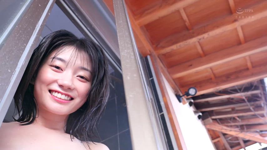 Kanna Seto 瀬戸環奈 playful onsen bath