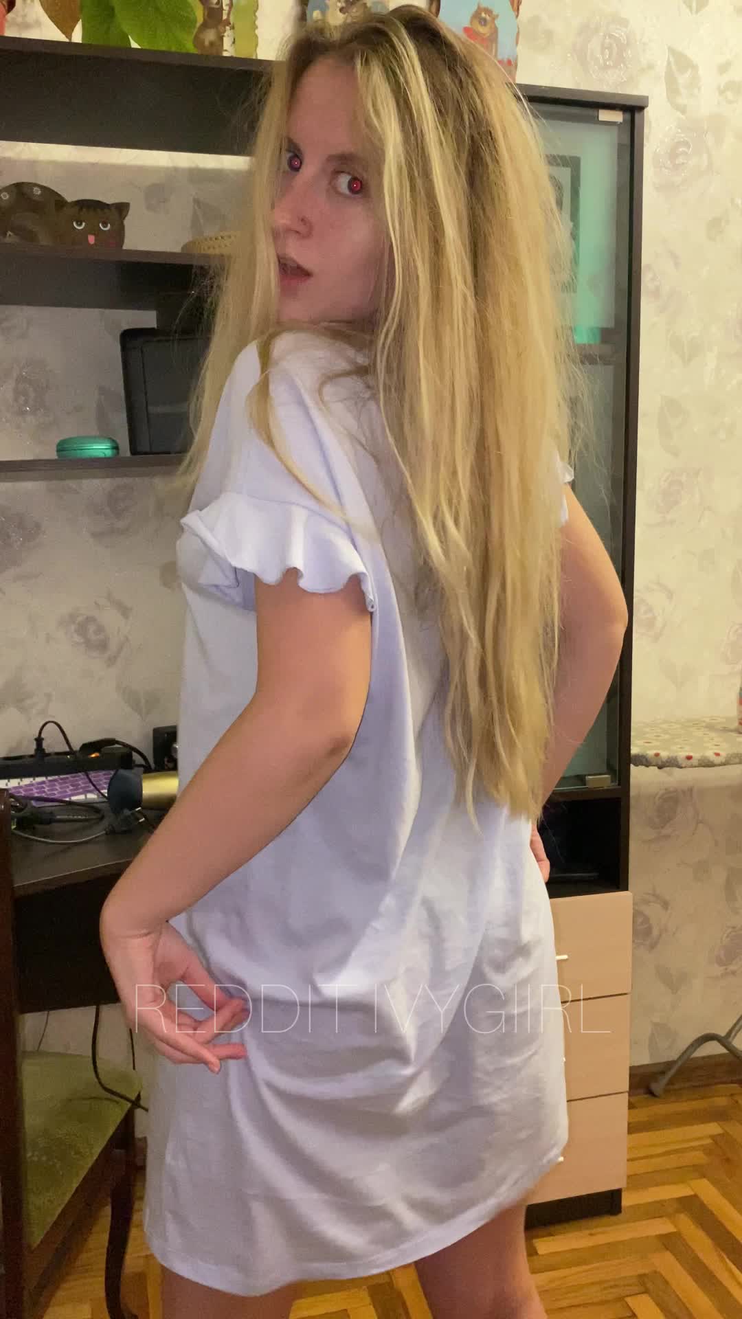 Try to tease you with my little ass