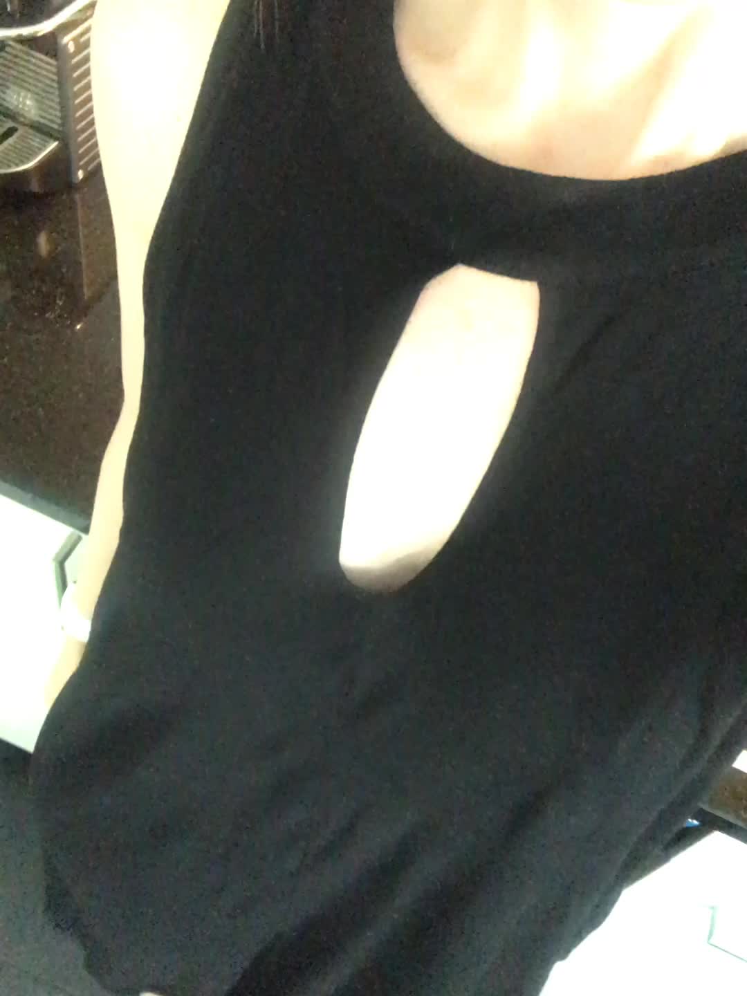 Peekaboob 🙈🐵🙈🐵