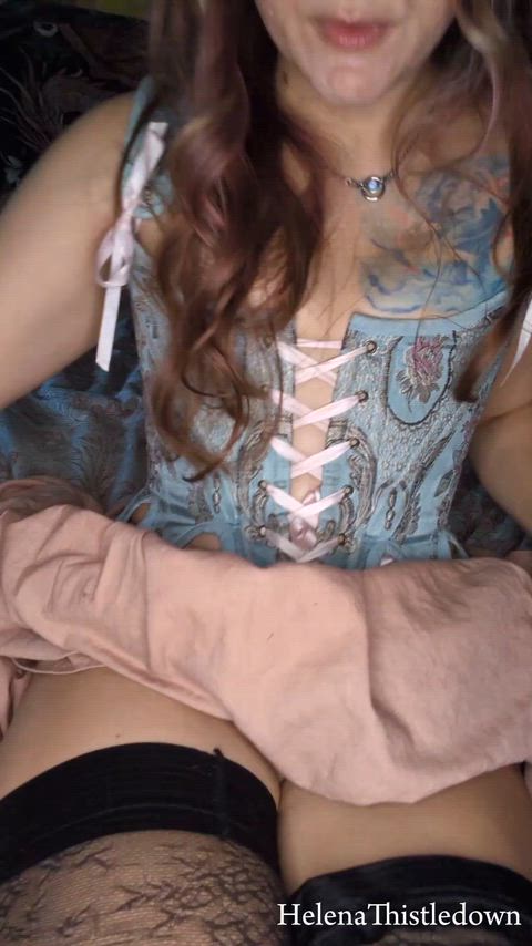 An elf's gotta do what an elf's gotta do