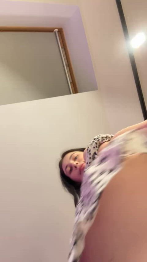 Will you let me put my net on your face? Yes or no.