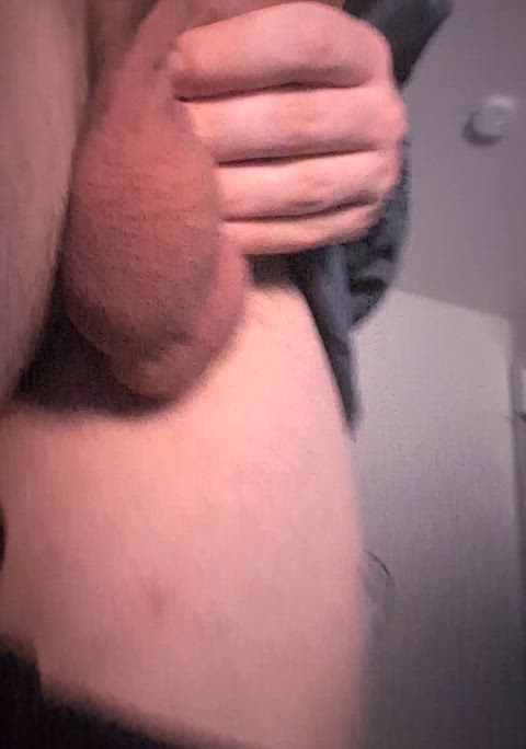 need someone to rub their nose all over my big musky nutsack 😫 [23]