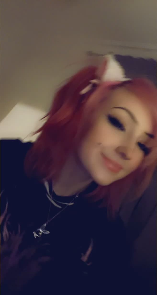 please fuck my mouth😍