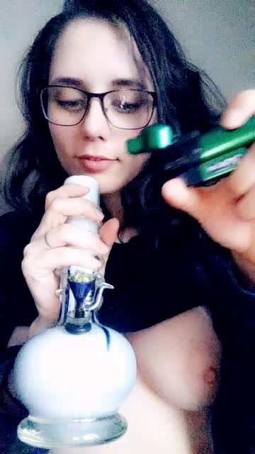Mid-cook smoke break! Part 2