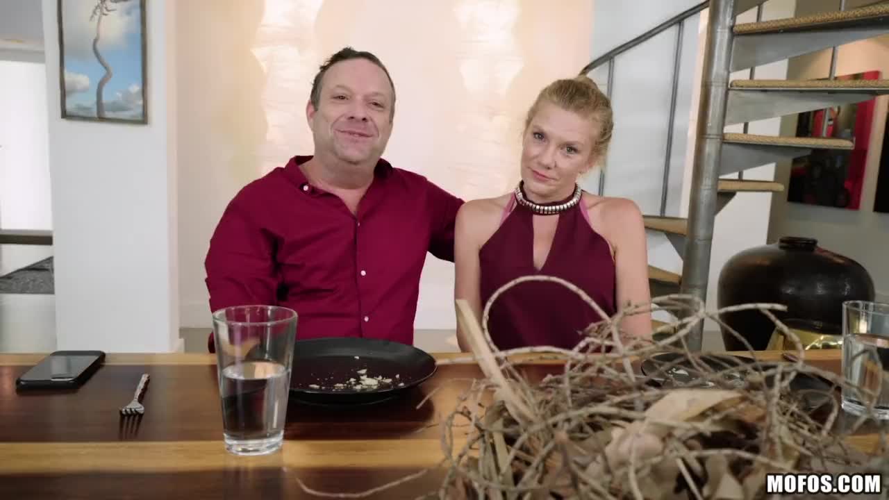 Stepsister Introduces Herself
