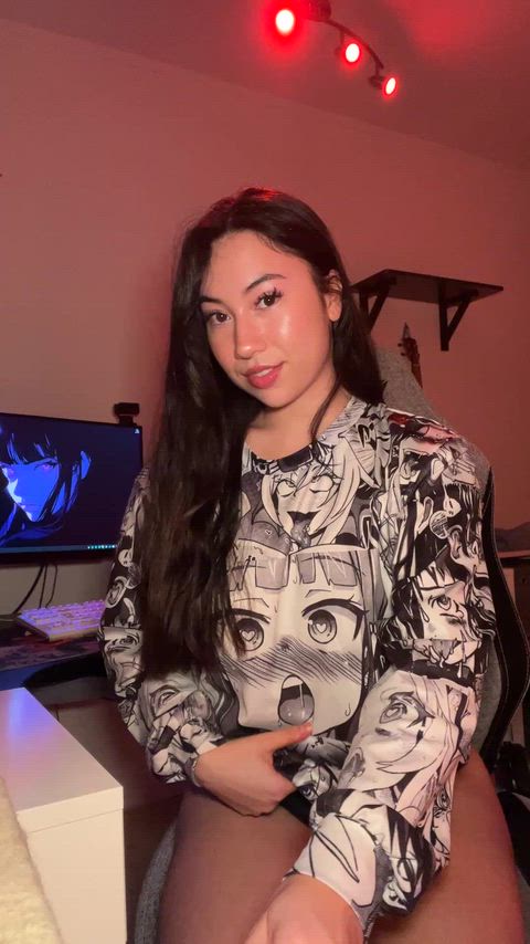 am i your gamer girl type or nah?