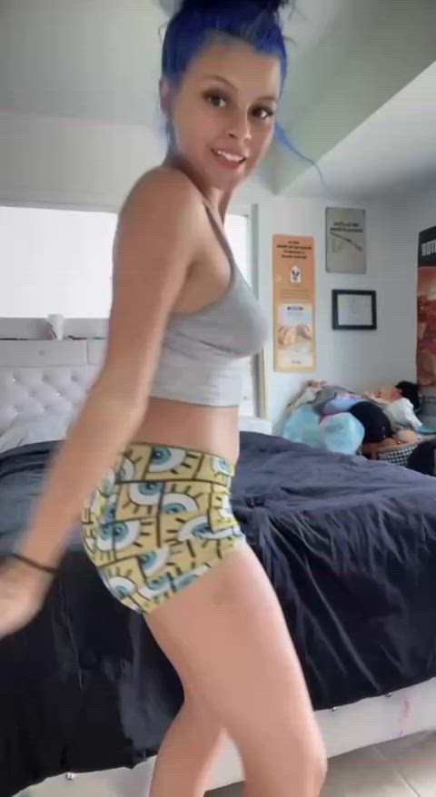 My twerking ass wants something hard to bounce on