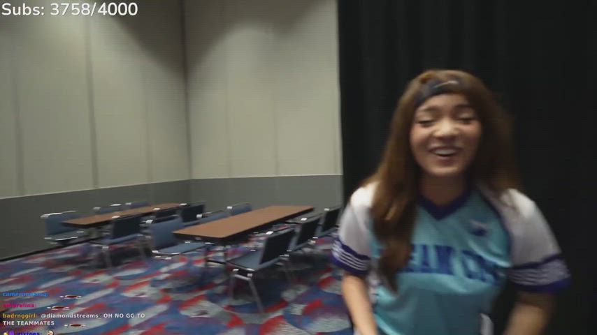 Amateur Big Tits Boobs Cute Thick Tits Porn GIF by xhsjsndnxjxnc