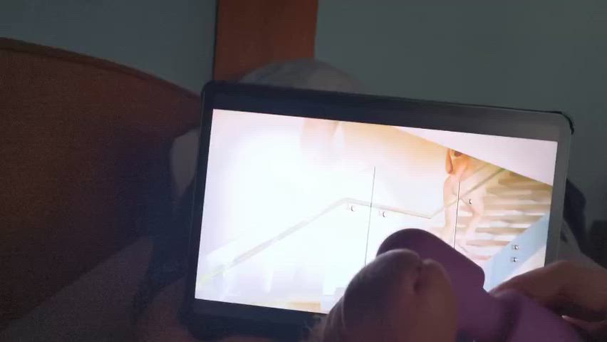 Cumming with my gf's vibrator for the first time