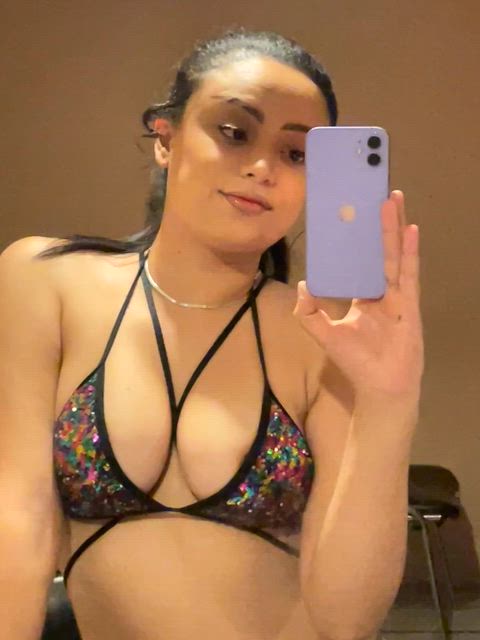 Come join my $20 onlyfans. INCLUDES ONE VIDEOCALL AND 1 VIDEO OF YOUR choice 🎁