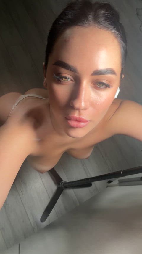 Blurred video preview