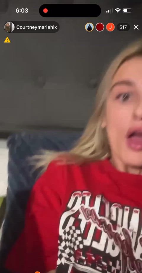 Sexy blonde teen slut with pussy asshole and titty flash on live