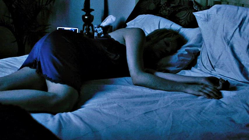 Birthday Hottie: Clare Kramer in The Gravedancers (2006)