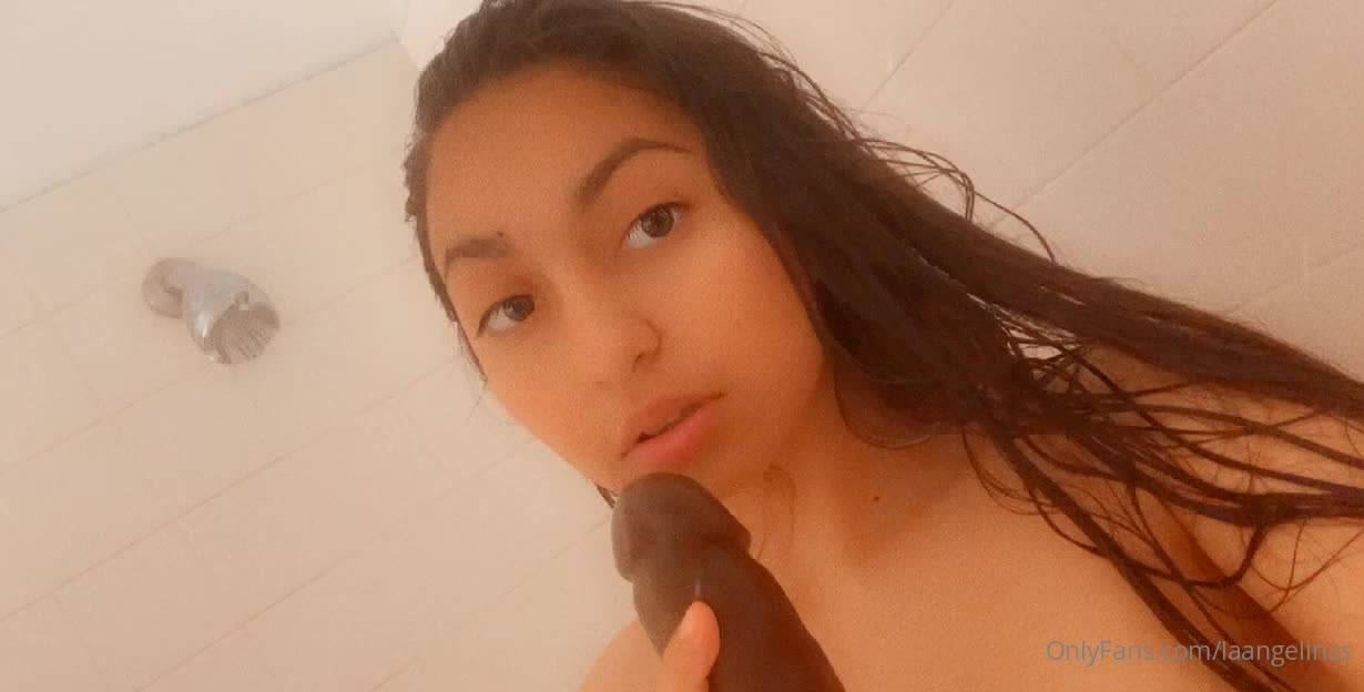 Fun in the shower ;)