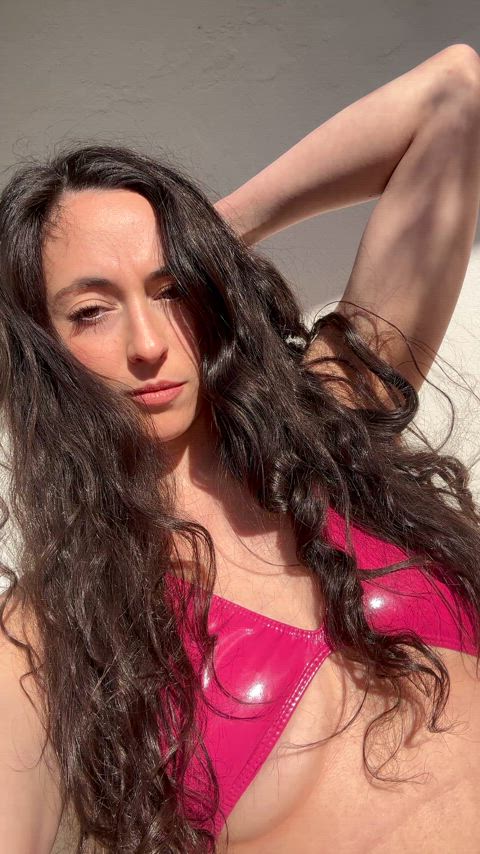 I’m wondering how it feels to have my armpits covered in cum