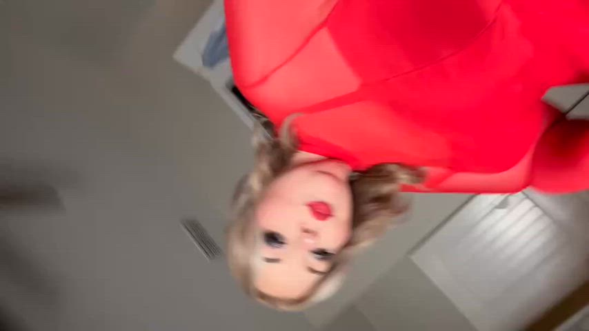 Lemme show you something real quick 💋