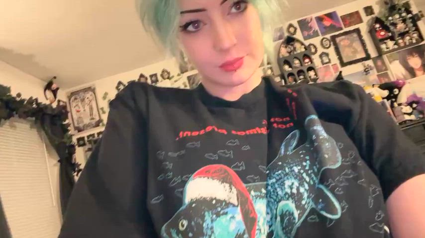 Men are obsessed with my pierced nipples