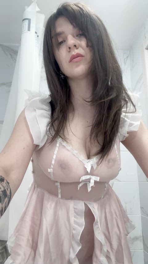 Nudes incoming from me — dick pics coming back from you? Say yes daddy