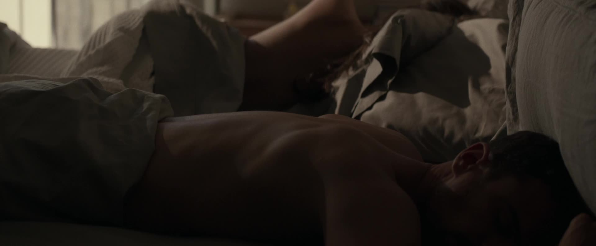 Emily Ratajkowski in Lying and Stealing