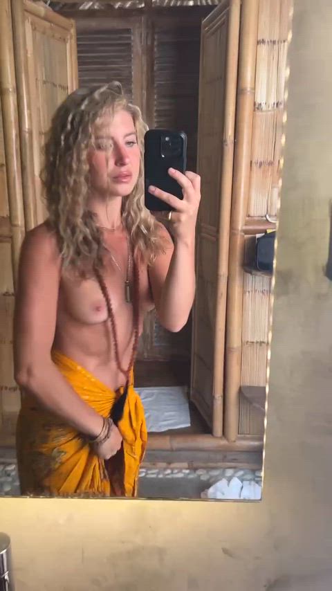 addicted to showing my horny side for you